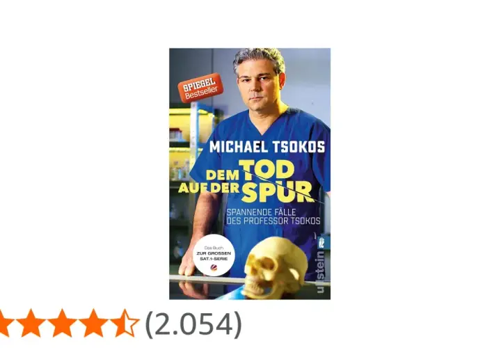 Buchcover "Dem Tod auf der Spur" von Michael Tsokos. Ein Mann in Arztkittel blickt ernst, daneben ein Totenkopf.